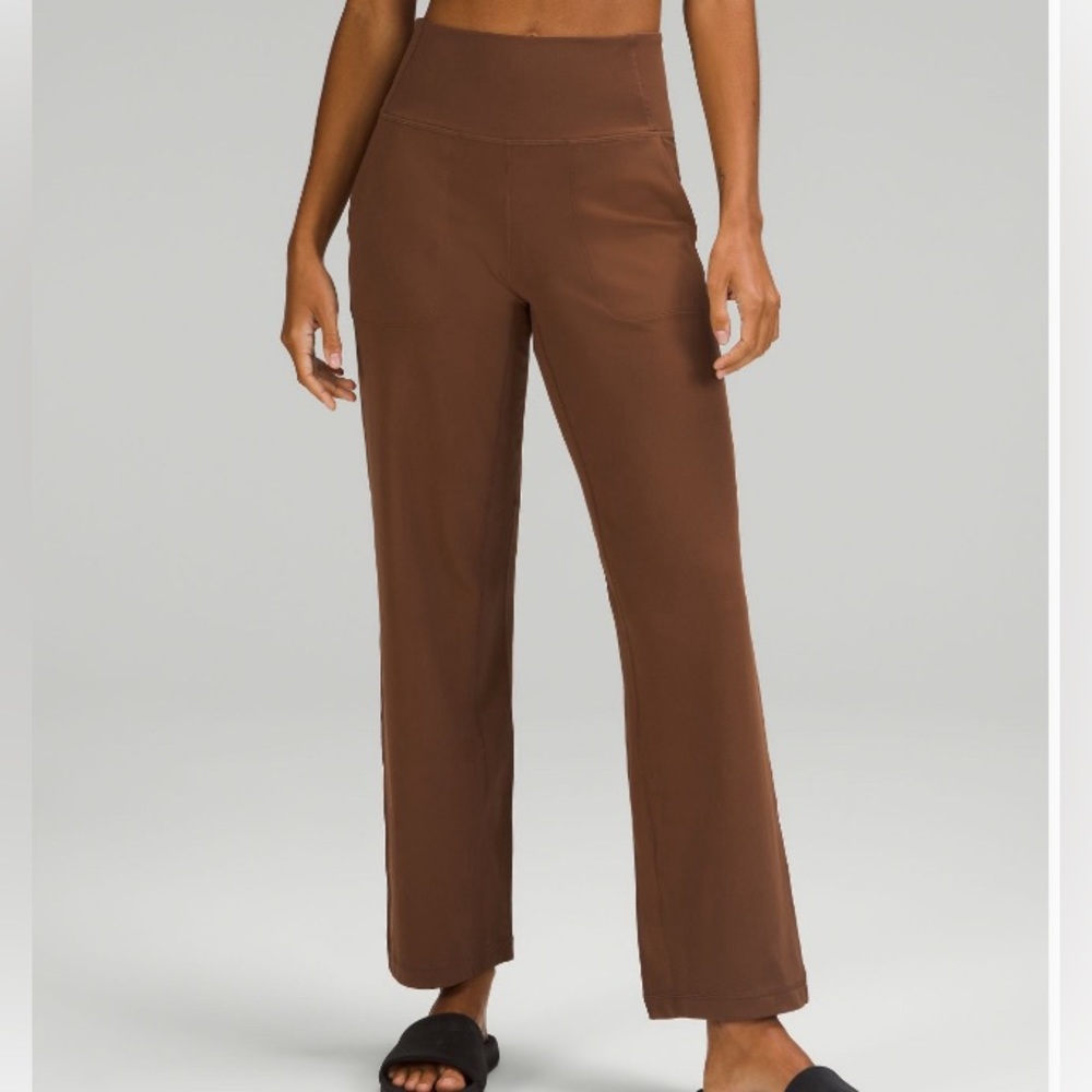 New Lululemon Wide Leg Alligns in Roasted Brown